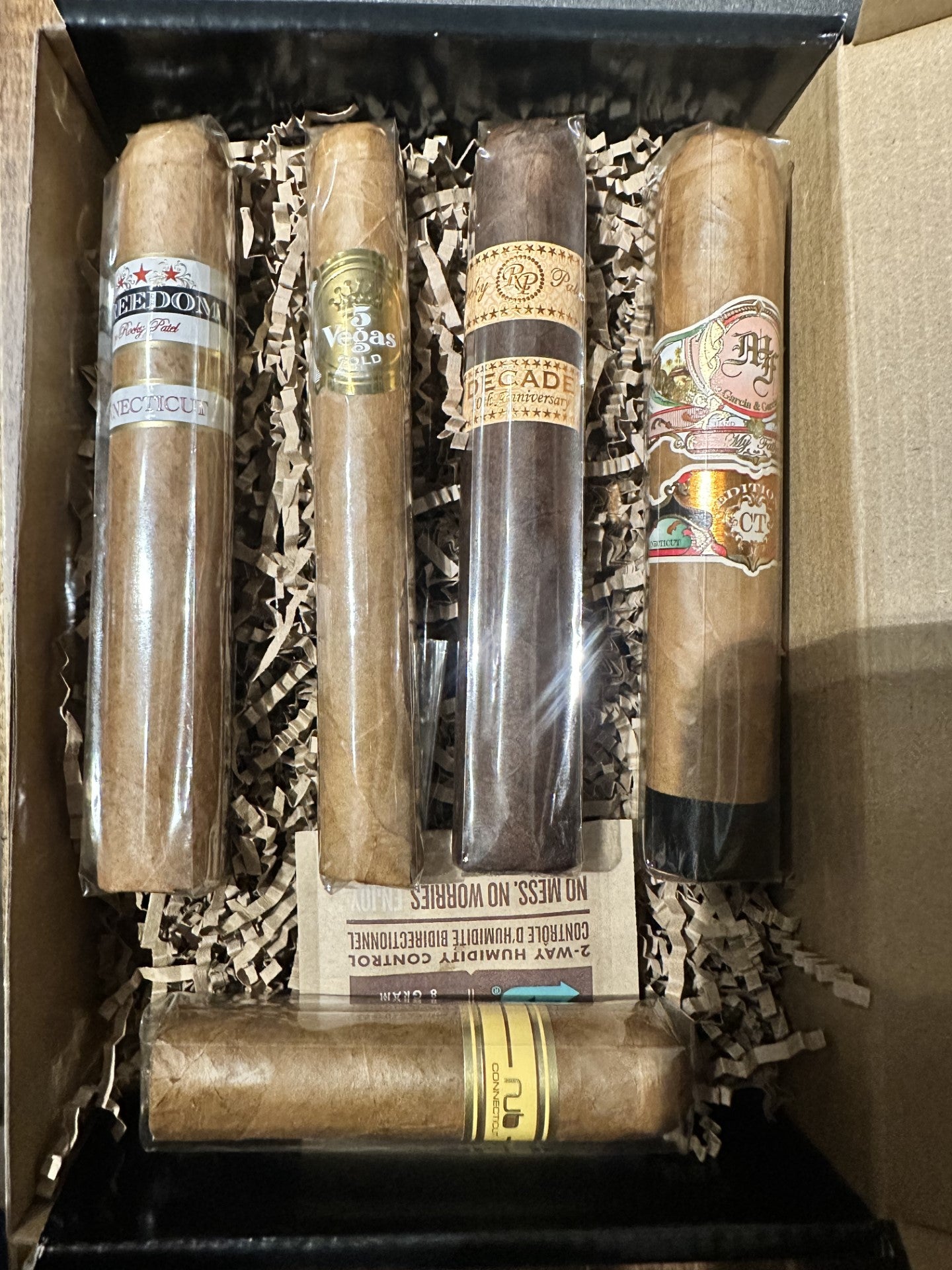 Monthly Cigar Subscription Box